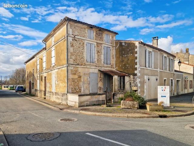 Maison vente à Saint-Jean-d'Angély, Brizambourg