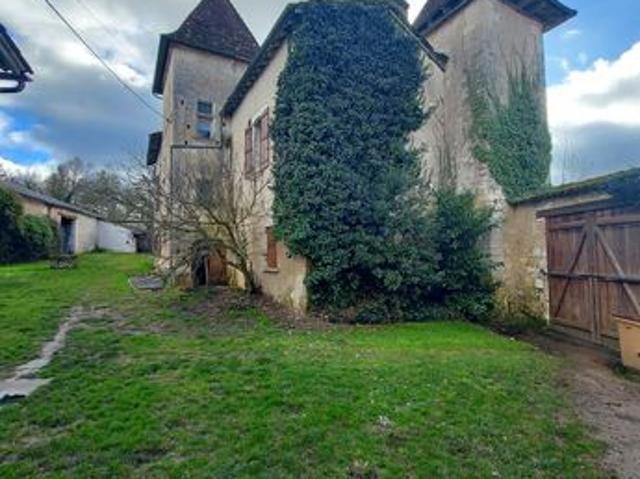 Maison vente à Nontron, Champagnac-de-belair