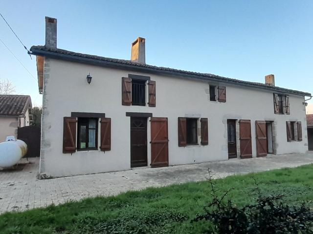 Maison vente à Bressuire, Clessé