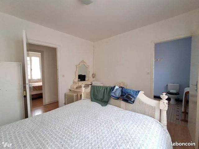 Maison vente à Saint-Jean-d'Angély, Néré