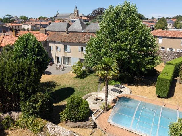 Maison vente à La Roche-sur-Yon, Mortagne-sur-sèvre