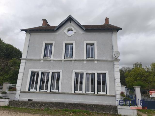Maison vente à Montluçon, Cosne-d'allier