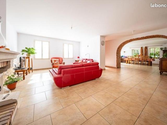 Maison vente à Villefranche-sur-Saône, Rhône