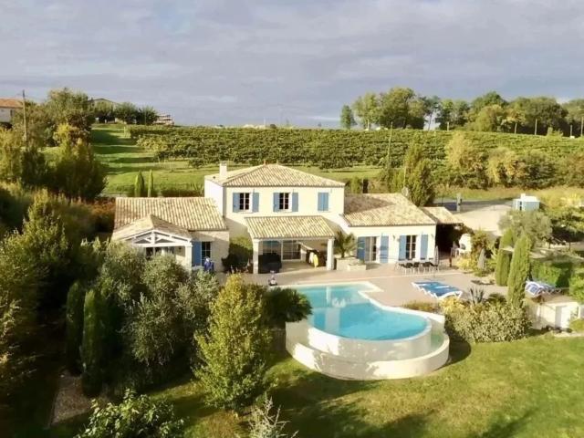 Maison vente à Jonzac, Jarnac-champagne