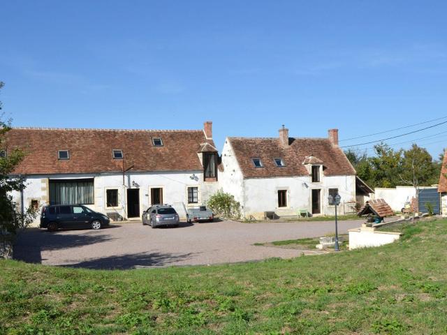 Maison vente à Saint-Amand-Montrond, Le Châtelet