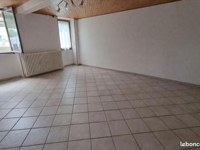 Maison vente à Jonzac, Saint-genis-de-saintonge