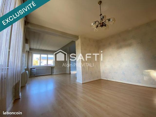 Maison vente à Nantua, Oyonnax