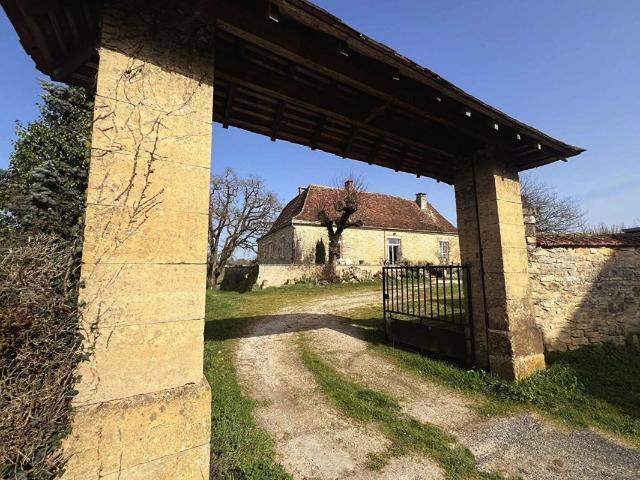Maison vente à Nontron, Nouvelle-Aquitaine