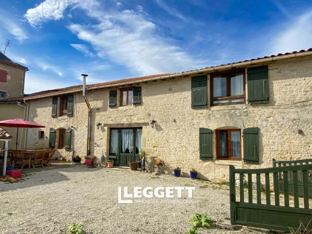Maison vente à Confolens, Chassiecq