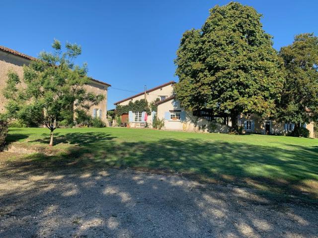 Maison vente à Angoulême, Médillac