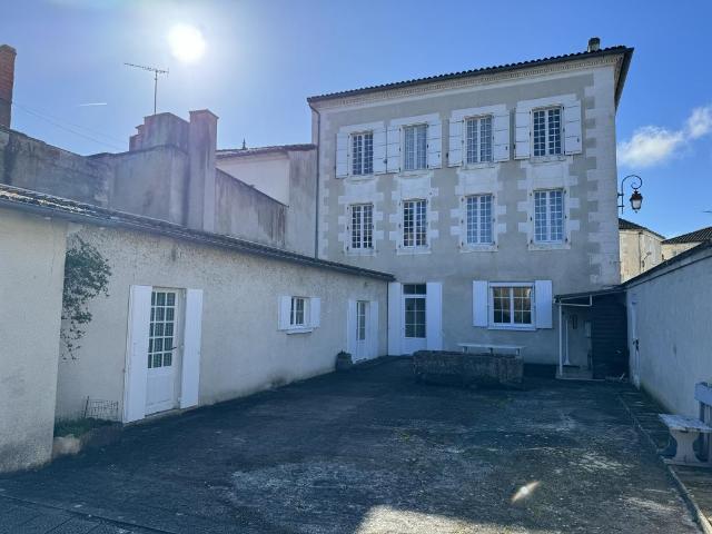 Maison vente à Cognac, Nouvelle-Aquitaine
