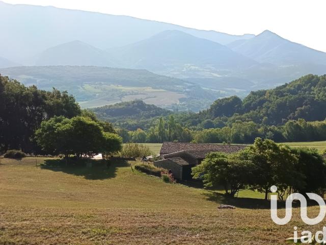 Maison vente à Les Magnats, Le Poët-Célard
