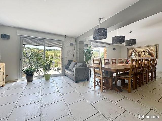 Maison vente à Sens, Saligny