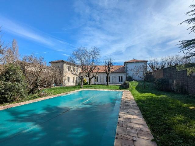 Maison vente à Cognac