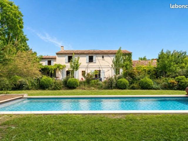 Maison vente à Aix-en-Provence, Cabriès
