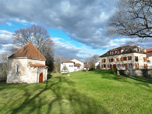 Maison vente à Thiers, Saint-victor-montvianeix