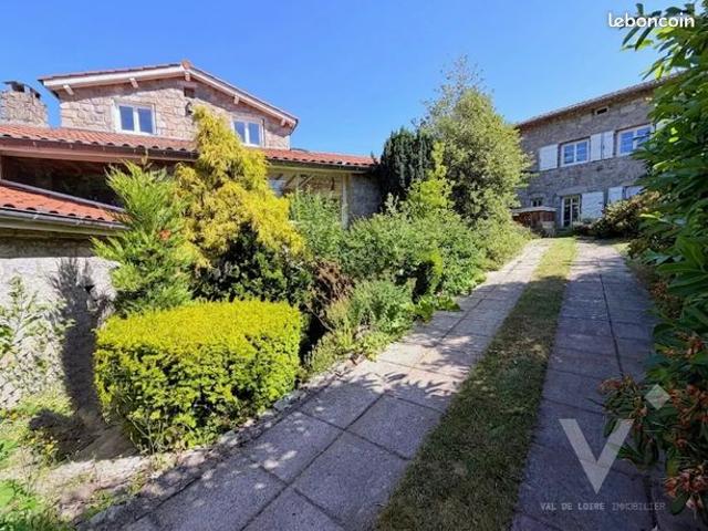 Maison vente à Yssingeaux, Saint-romain-lachalm