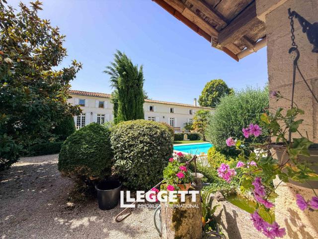 Maison vente à Saint-Jean-d'Angély, Saint-hilaire-de-villefranche