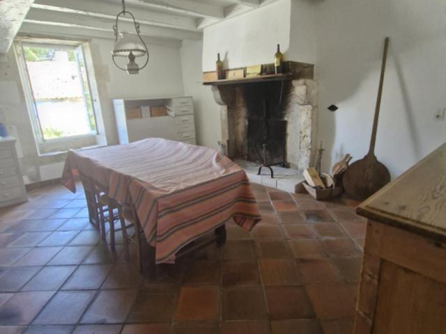 Maison vente à Saintes, Arces