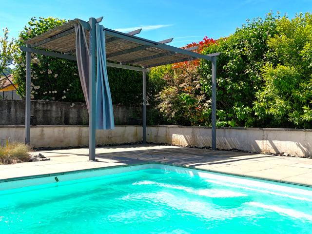 Maison vente à La Tour-du-Pin, Montferrat