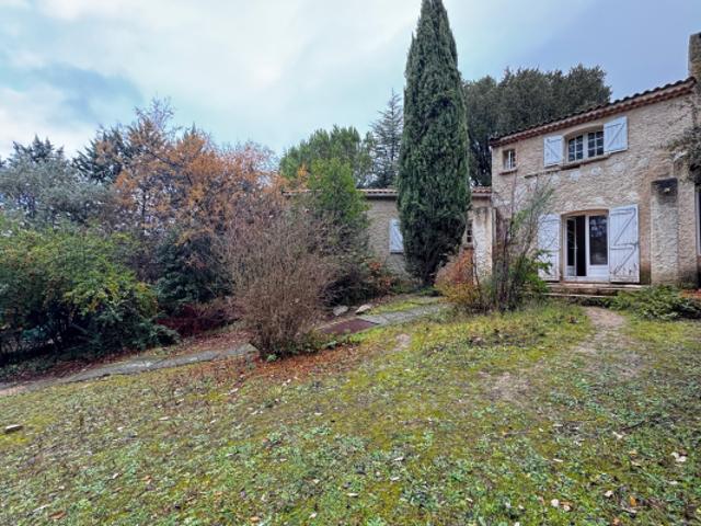 Maison vente à Aix-en-Provence, Châteauneuf-le-rouge