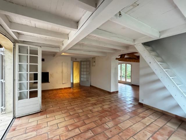 Maison vente à Aix-en-Provence, Châteauneuf-le-rouge