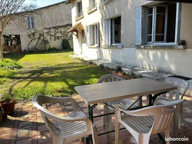 Maison vente à Angoulême, Châtignac