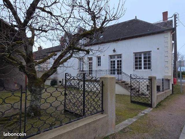 Maison vente à Moulins, Thiel-sur-acolin
