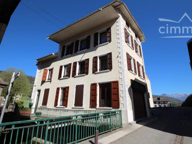 Maison vente à Chambéry, La Rochette