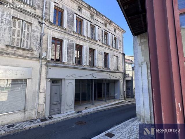 Maison vente à Cognac, Barbezieux-saint-hilaire