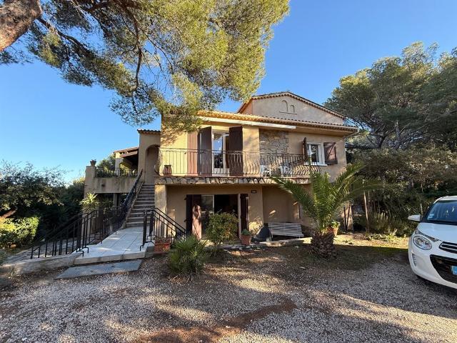 Maison vente à Arrondissement de Toulon, Six-fours-les-plages