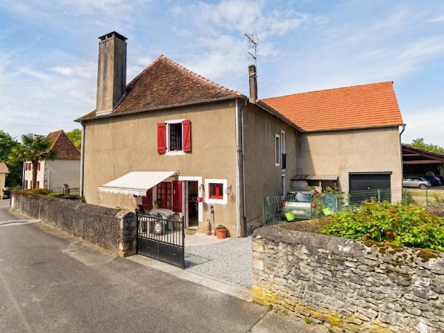 Maison vente à Oloron-Sainte-Marie, Sauveterre-de-béarn