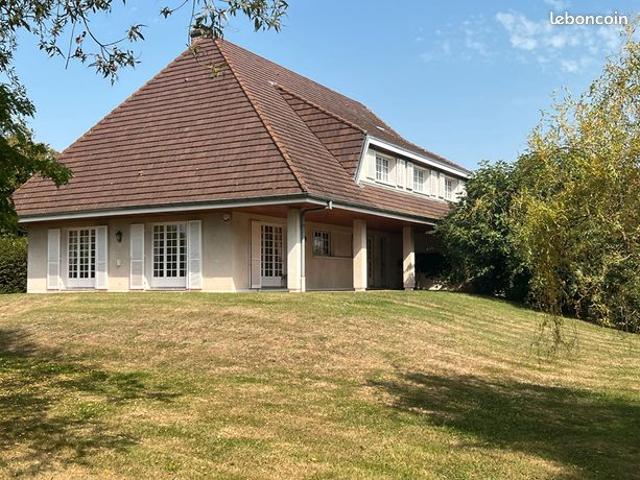 Maison vente à Louhans-Châteaurenaud, Saint-germain-du-bois