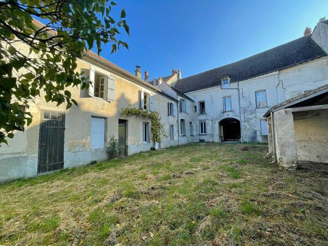 Maison vente à Château-Thierry, Charly