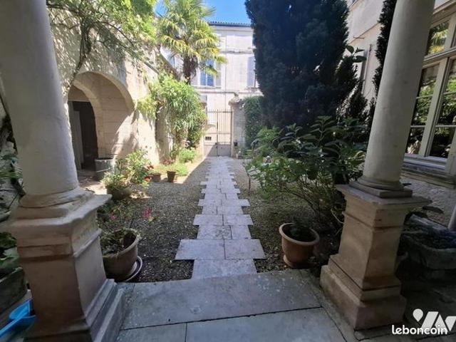 Maison vente à Saintes