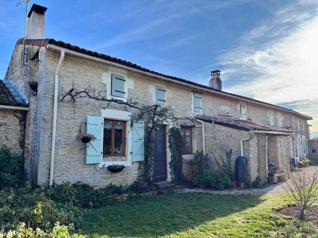 Maison vente à Confolens, Poursac