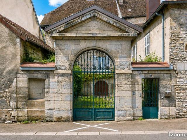 Maison vente à Besançon, Baume-les-dames