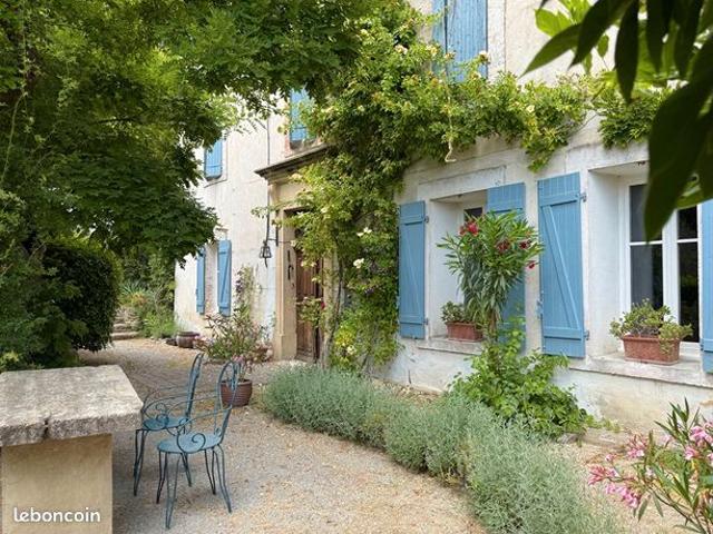 Maison vente à Carpentras, Faucon