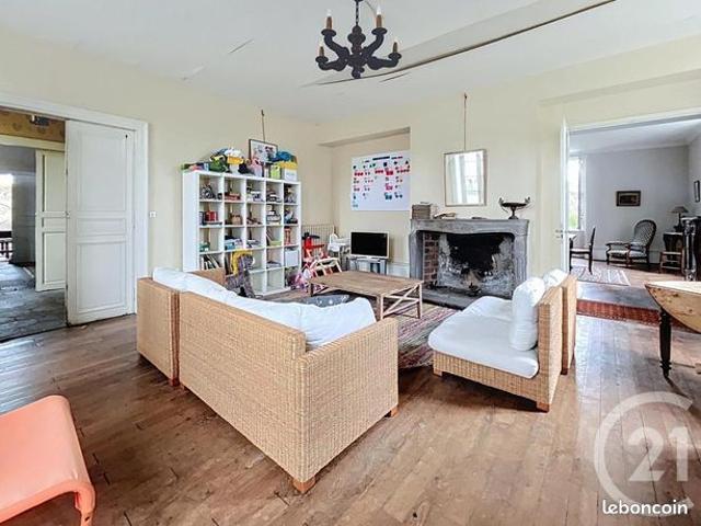 Maison vente à Riom, Auvergne-Rhône-Alpes