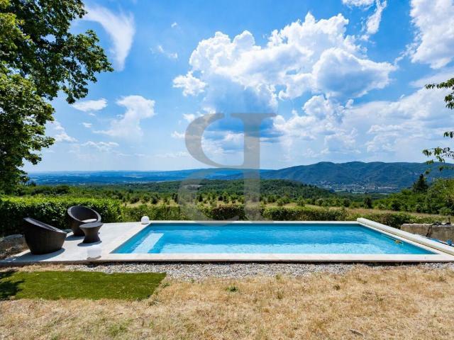 Maison vente à France métropolitaine, Grignan