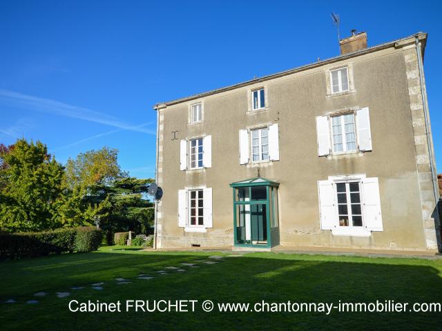 Maison vente à Fontenay-le-Comte, La Châtaigneraie