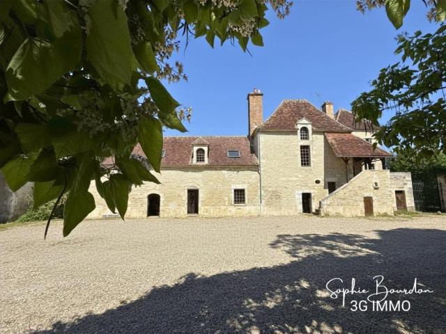 Maison vente à Escolives-Sainte-Camille, Yonne