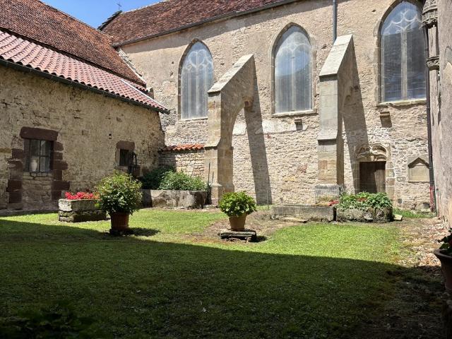 Maison vente à France métropolitaine, Les Thons