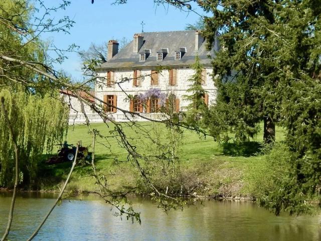 Maison vente à Confolens