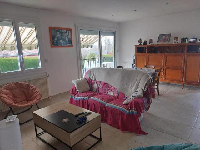 Maison vente à Rochechouart, Cussac