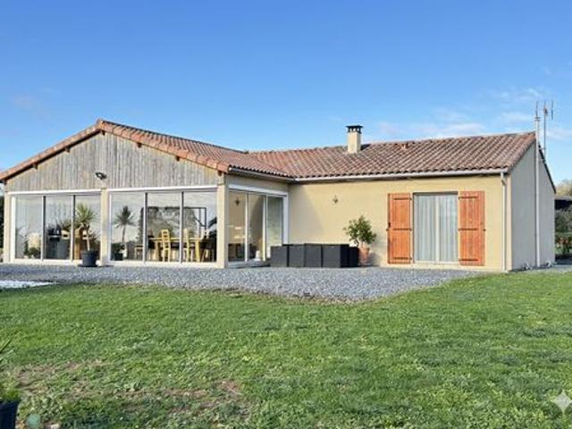 Maison vente à Confolens, Theil-rabier