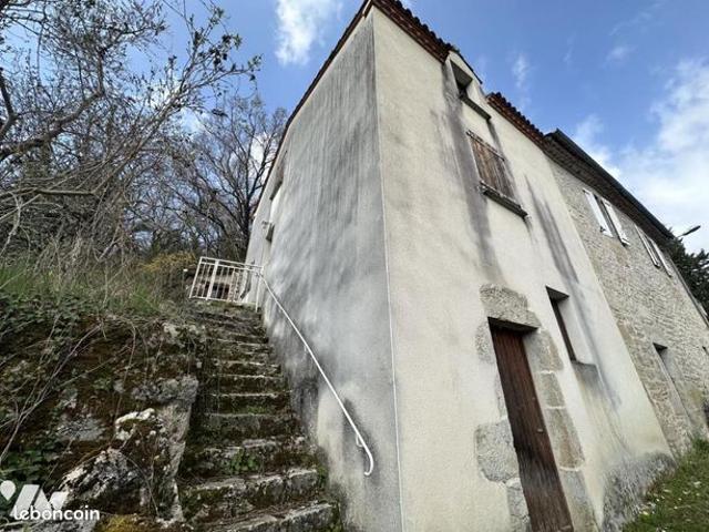 Maison vente à Douelle, Lot