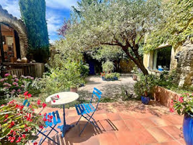 Maison vente à La Garde-adhémar, Drôme