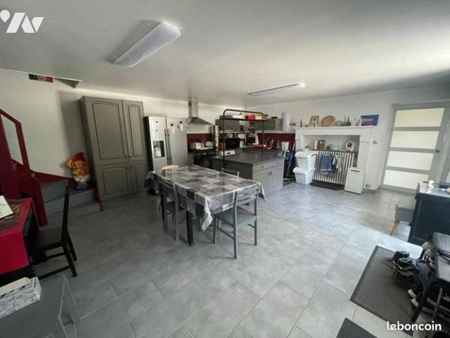 Maison vente à Celle-Lévescault, Vienne
