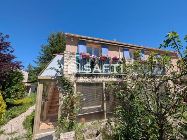 Maison vente à Digne-les-Bains, Entrages